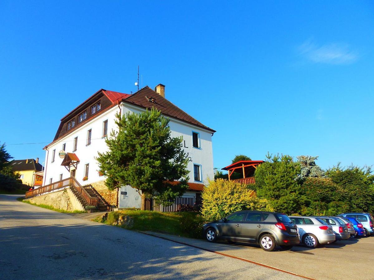 Hotel Stara Skola Na Sumave Hořice na Šumavě المظهر الخارجي الصورة